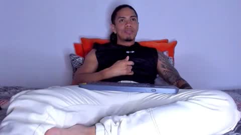 i am juan musiry independent model  online show from February 21, 6:05 am