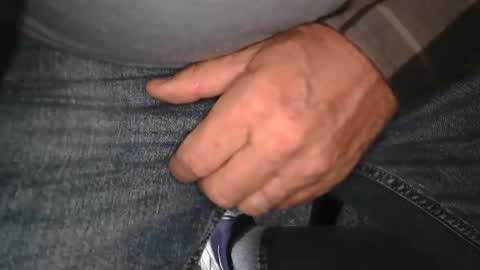 Snapshot of ja2923 chatting on November 1, 8:13 am ja2923 online show from November 1, 8:13 am