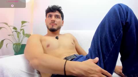 Snapshot of jaackdick_ chatting on October 23, 1:23 pm jack online show from October 23, 1:23 pm