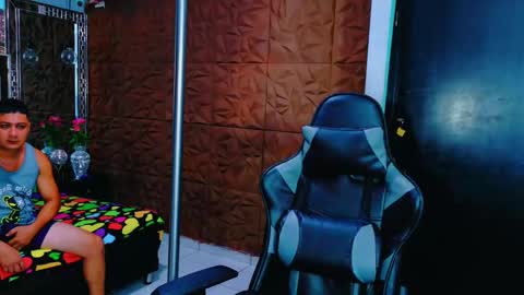 Snapshot of jack_and_rous chatting on October 4, 3:21 pm Jack And Rous online show from October 4, 3:21 pm