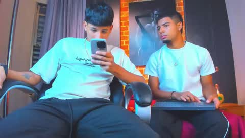 Jack and Joes online show from December 19, 4:30 am