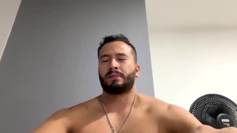 Snapshot of jackdanielsm chatting on January 31, 3:30 am jackdanielsm online show from January 31, 3:30 am