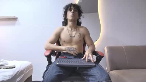 Jackes Taylor online show from February 11, 6:50 am