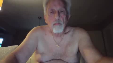 hewlett1950 online show from May 5, 1:01 am