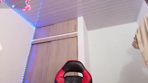 Jackson online show from February 7, 12:24 am