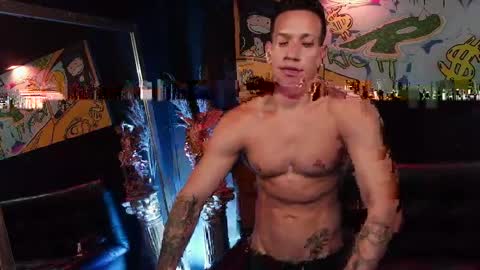 JACOB JAMES online show from May 6, 1:11 am