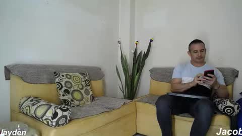 Jacob And Jayden online show from November 6, 9:18 pm