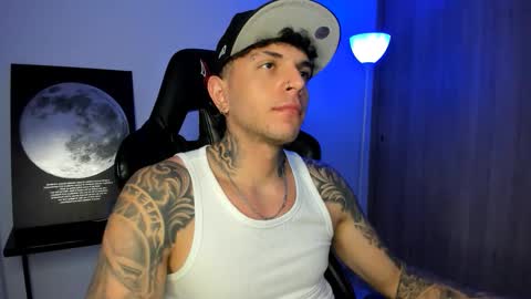 jacobb116 online show from February 26, 1:20 am