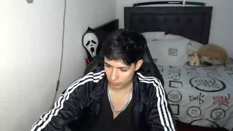 Jacobbakerr online show from March 13, 4:38 am