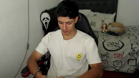 Jacobbakerr online show from April 21, 8:10 am