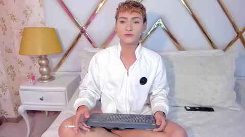 jacobrusso online show from February 18, 3:50 am