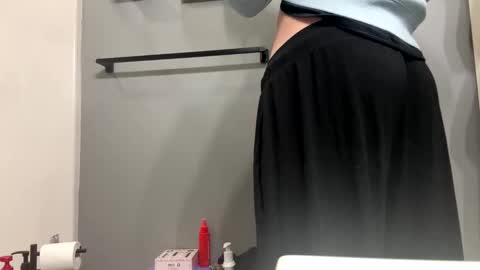Snapshot of jacobsimpsonnsfw chatting on October 20, 5:34 am jacobsimpsonnsfw online show from October 20, 5:34 am