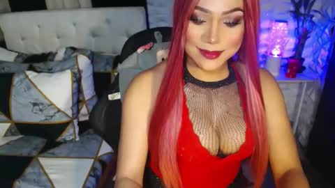 Jacque online show from December 3, 1:37 am