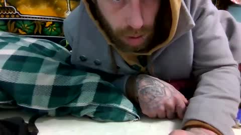 vincentlove online show from January 8, 9:32 am
