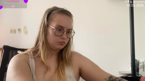 jacywinslat online show from March 18, 11:43 pm