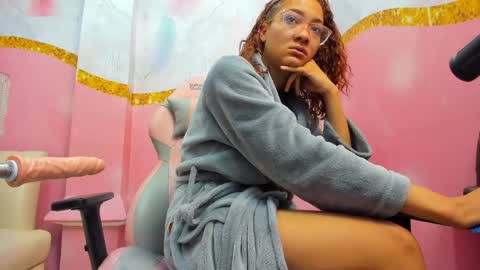 Jadde Greyy  online show from April 11, 11:58 am