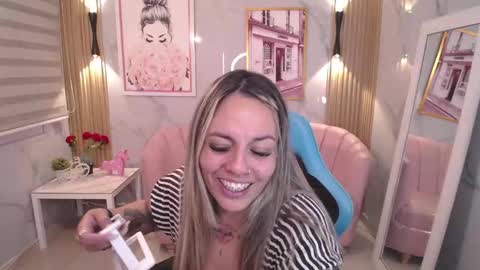 Snapshot of jade_jones_a chatting on September 24, 4:08 am Jade online show from September 24, 4:08 am