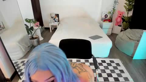 Jade  independent model online show from March 22, 3:05 pm