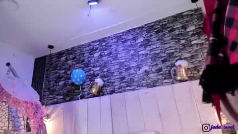 jade swet online show from September 24, 10:44 am