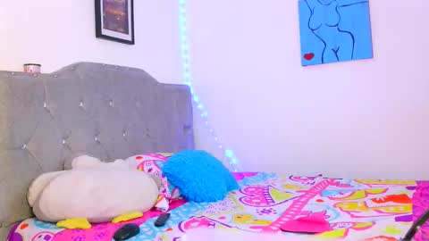 Jade Watson online show from May 1, 9:42 pm