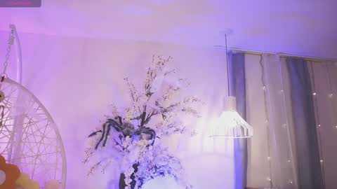 Jade Summer online show from October 7, 11:39 am