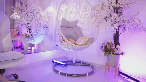 Jade Summer online show from September 18, 11:36 am