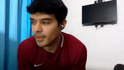 JaxXx online show from April 4, 7:26 am