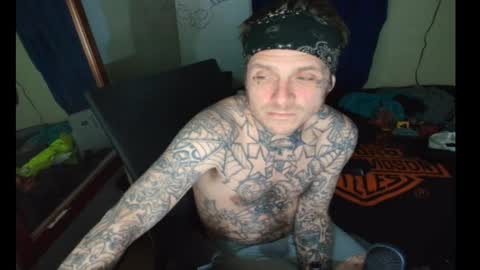 showingitoff online show from February 5, 6:28 am