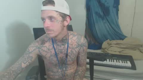 showingitoff online show from September 10, 7:20 am