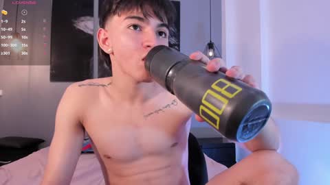 jake   online show from December 9, 9:37 pm