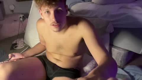 Snapshot of jake_jackson1 chatting on September 27, 2:20 am jake_jackson1 online show from September 27, 2:20 am