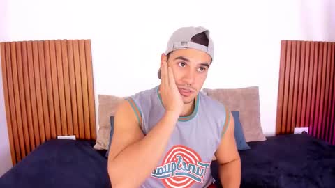 Jake  online show from December 16, 3:35 am