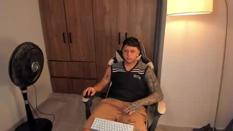Jake Pons online show from May 26, 12:06 am