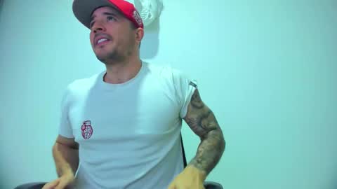 jakestone_1 online show from February 3, 1:13 am