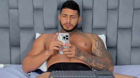 my name is sebas If you come here dont hesitate to say hello Im a guy who really likes having conversations and having hot online show from February 14, 4:58 am