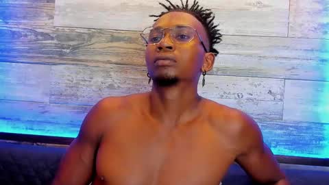   online show from March 8, 11:07 pm