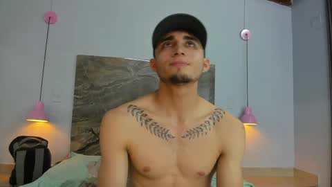 james_06_ online show from April 25, 1:41 pm