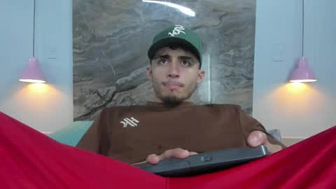 james_06_ online show from May 11, 11:39 am
