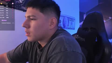 james_cr online show from September 12, 3:19 am