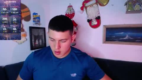 james_cr online show from December 18, 1:12 am