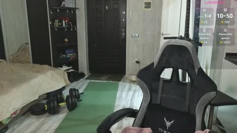 James online show from February 10, 8:23 pm