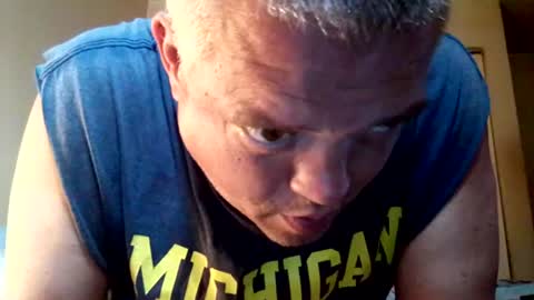 jameskamin30 online show from July 6, 3:36 pm