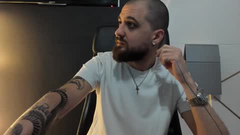 JamesMyers online show from February 15, 6:44 am