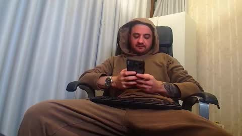 JamesMyers online show from December 18, 6:09 am