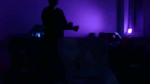 jameswolf777 online show from October 4, 12:14 pm