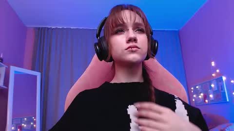 jamie_chung online show from February 17, 3:05 am