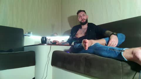 Robbie online show from February 22, 2:19 pm