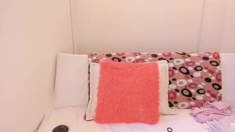 Snapshot of jane_monttgomery chatting on December 5, 5:12 pm Jane  M online show from December 5, 5:12 pm