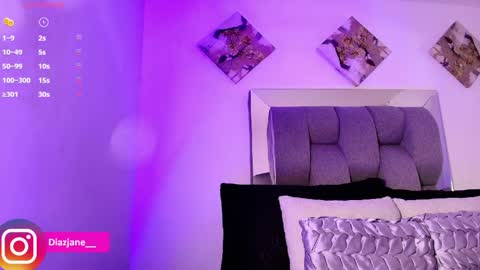 Jennifer online show from April 5, 9:12 pm