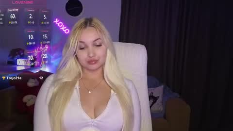 Jane online show from June 15, 7:39 pm
